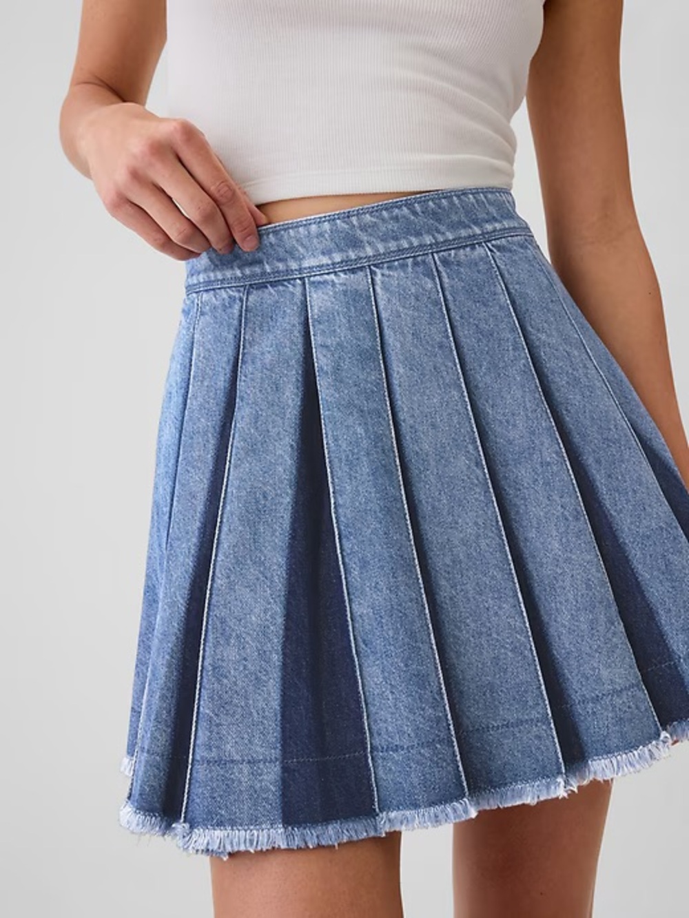 Gap Pleated Denim Mini Skirt Size 29/8